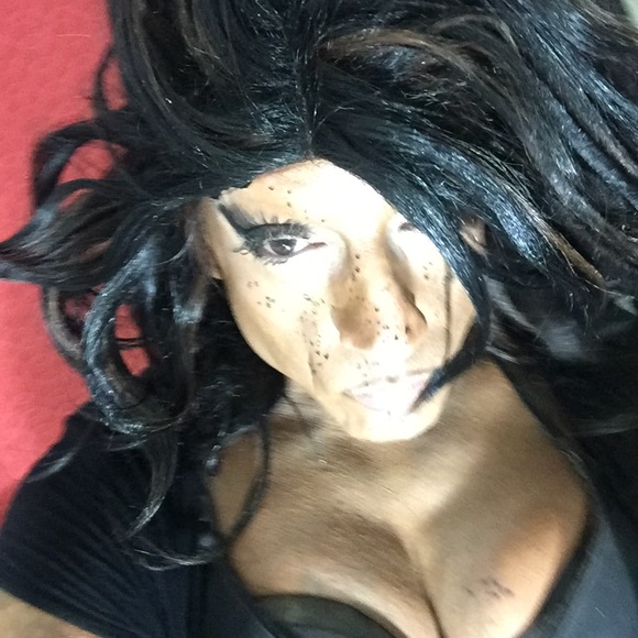 Meet your Posher, Kim - Picture 7 of 8